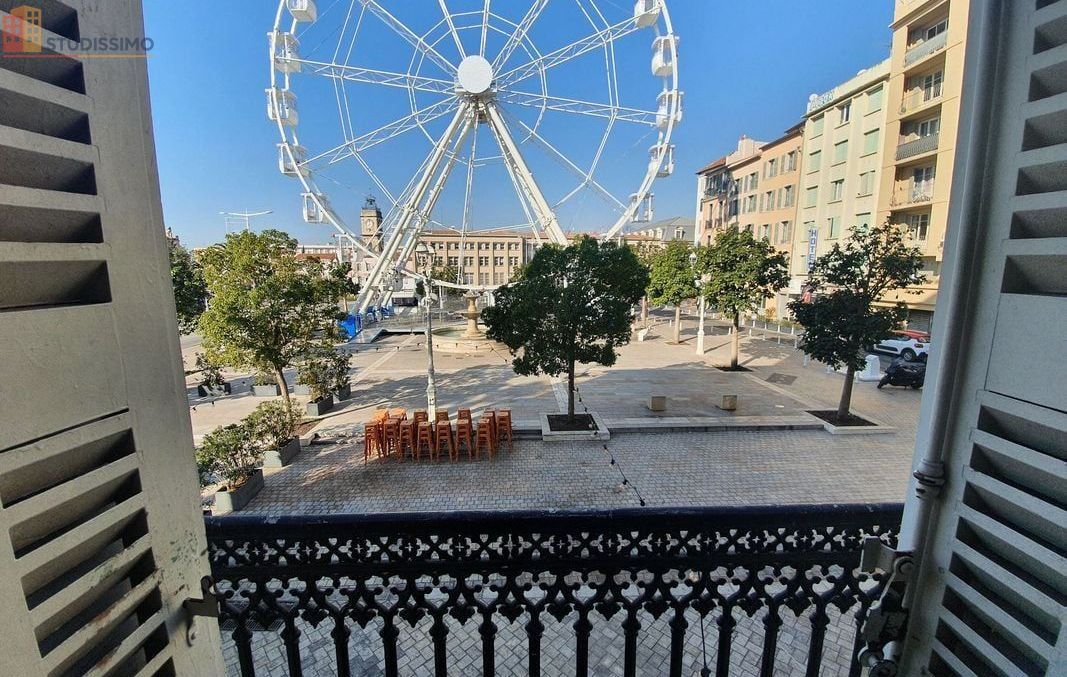 Studio meublé 22m² Toulon 83000 - Vue dégagée, proche port - Photo 1