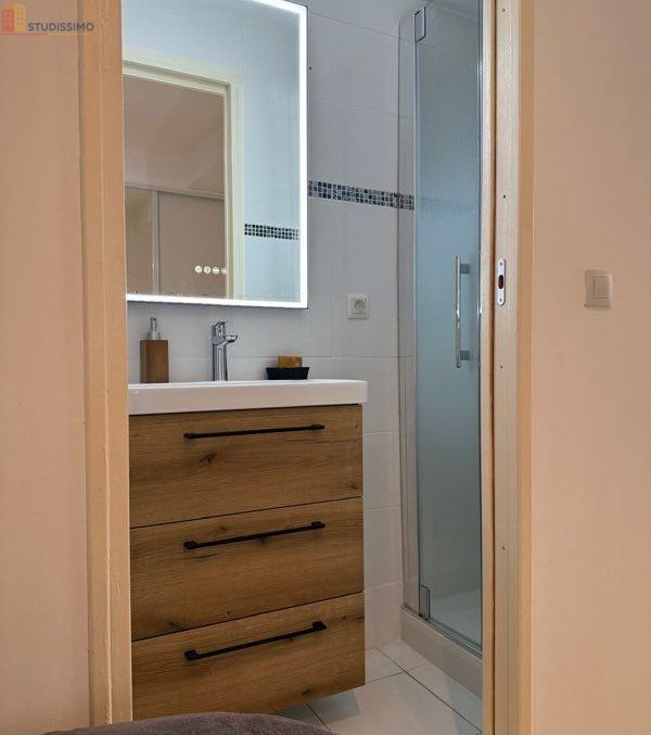 Studio meublé 19m² Bandol - Rénové haut de gamme, climatisé - Photo 1