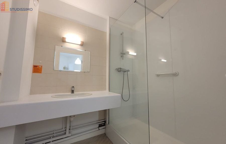 Studio 32m² Chamalières - Lumineux, proximité commerces - Photo 3