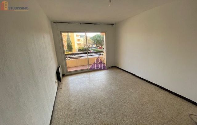 Studio 28m² Bormes-les-Mimosas - DPE C, 1er étage - Photo 2