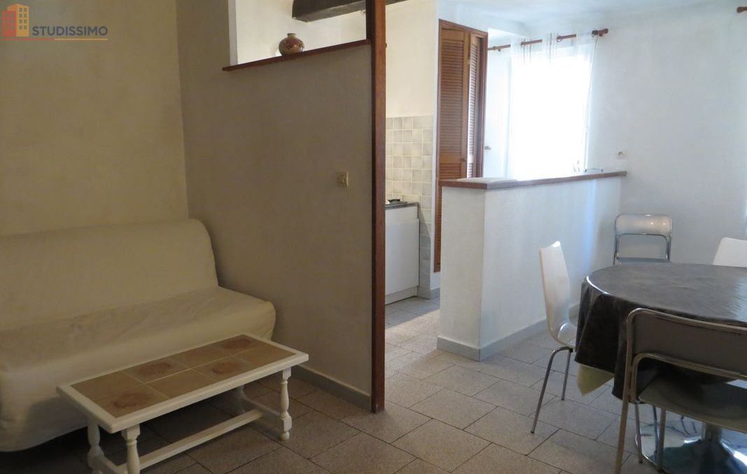Studio 37m² Toulon centre - Meublé, lumineux - Photo 0