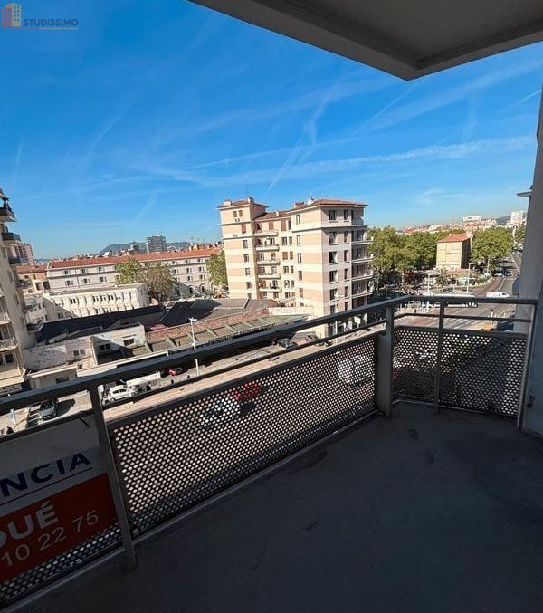Studio 52m² Toulon 83000 - Étage élevé, dpe B - Photo 7