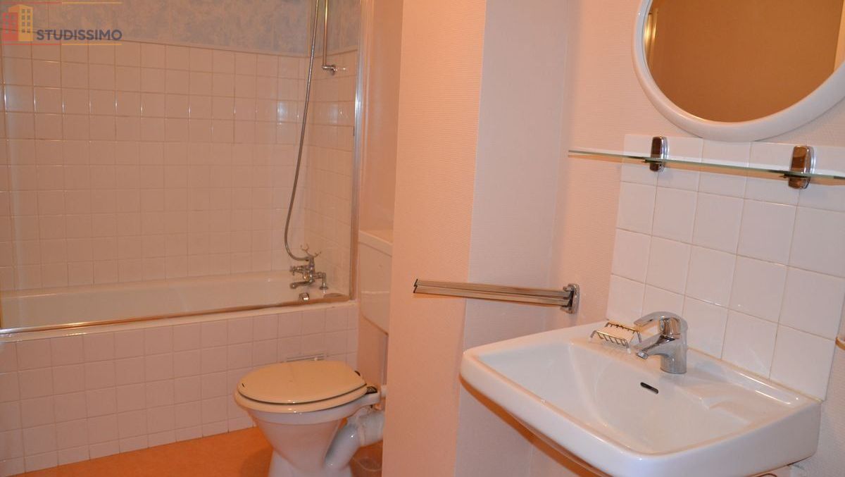 Studio 35m² La Bourboule - 1er étage, DPE D - Photo 2