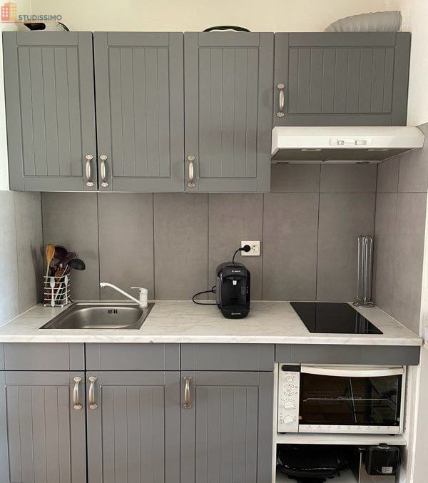 Studio meublé 27m² Saint-Raphaël - Jardin, parking - Photo 10