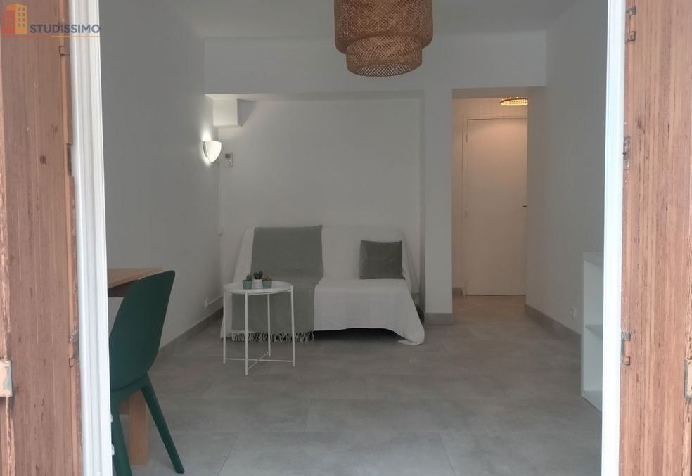 Studio meublé 25m² Toulon 83000 - Proche Mourillon, lumineux - Photo 2