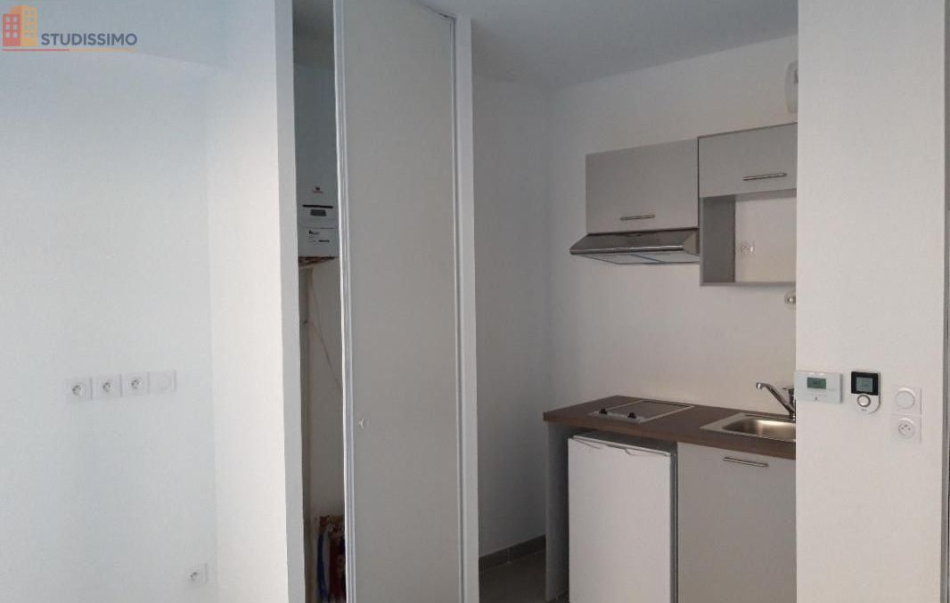 Studio 20m² Toulon 83000 - Photo 3