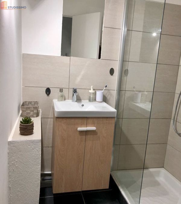 Studio meublé 21m² Hyères - Pour étudiant, meublé - Photo 1