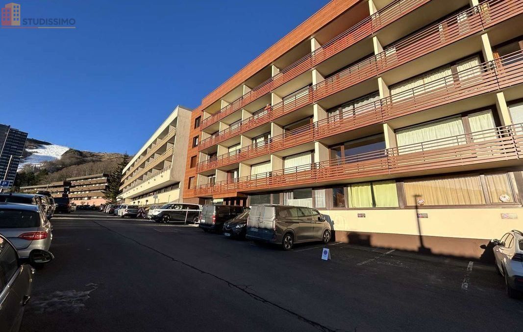 Studio 28m² Besse-et-Saint-Anastaise - Rénové, grand volume - Photo 1