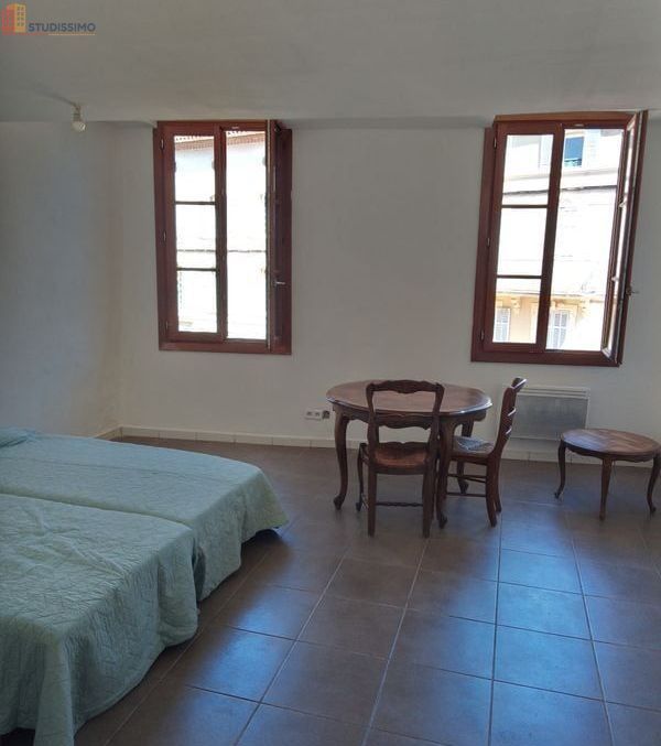 Studio meublé 35m² Brignoles centre - Rénové, grand espace - Photo 4