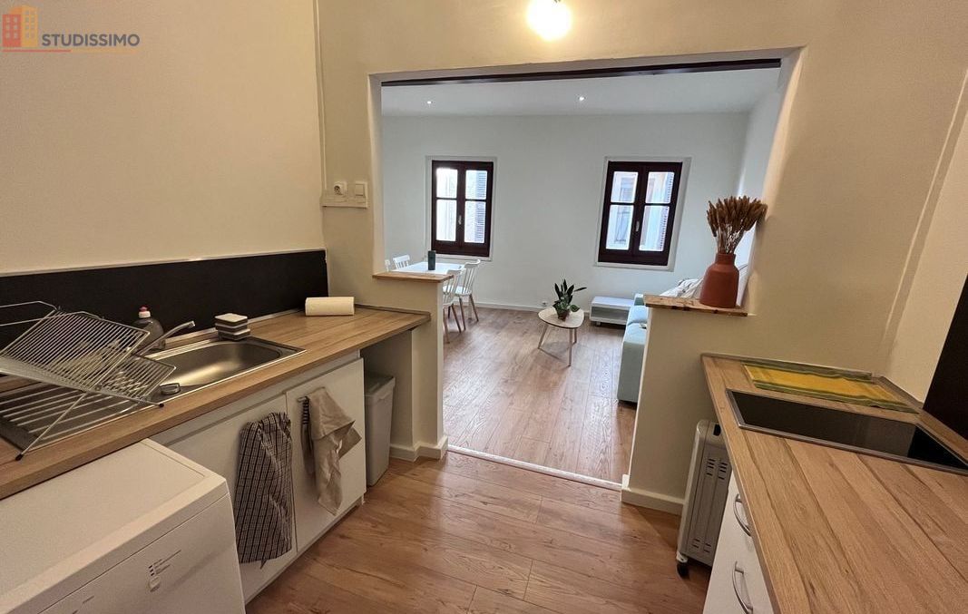 Studio meublé 25m² La Garde 83130 - Coeur de village, calme - Photo 5