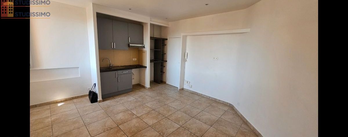 Studio 24m² Toulon - Refait à neuf, parking - Photo 3