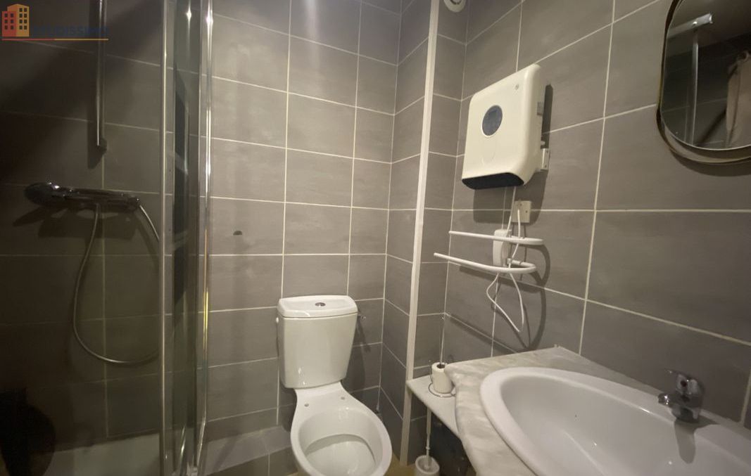 Studio 20m² Pignans - Meublé, 1er étage - Photo 6