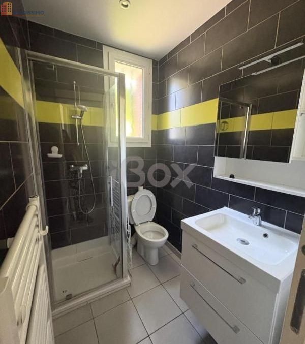 Studio meublé 25m² Toulon centre - Meublé, DPE D - Photo 6