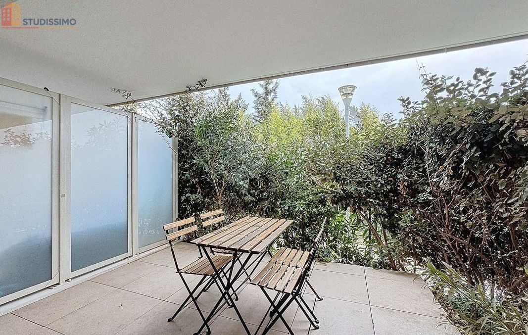 Studio meublé 24m² Toulon - Terrasse, résidence avec piscine - Photo 1