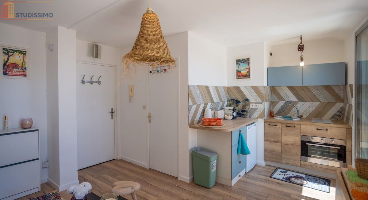 Studio meublé 21m² Carqueiranne - Rénové, dernier étage - Photo 19