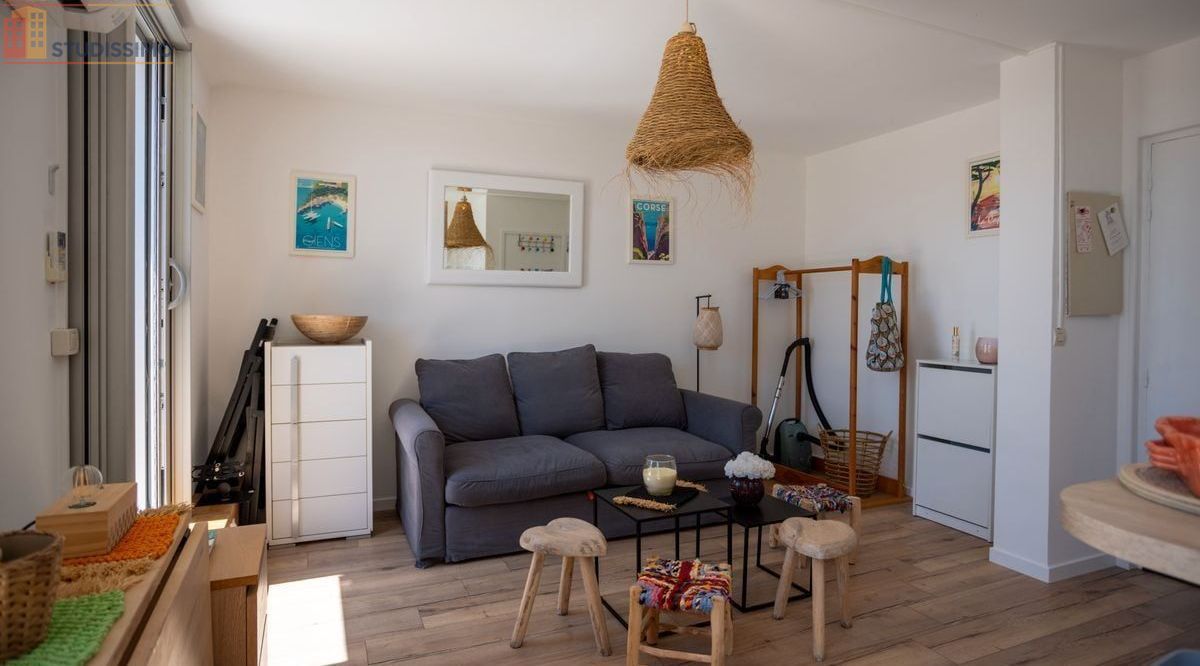 Studio meublé 21m² Carqueiranne - Rénové, dernier étage - Photo 16