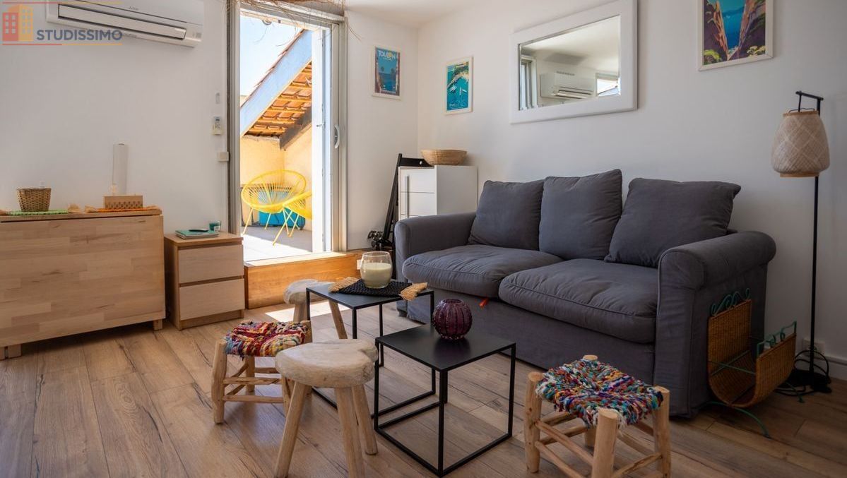 Studio meublé 21m² Carqueiranne - Rénové, dernier étage - Photo 9
