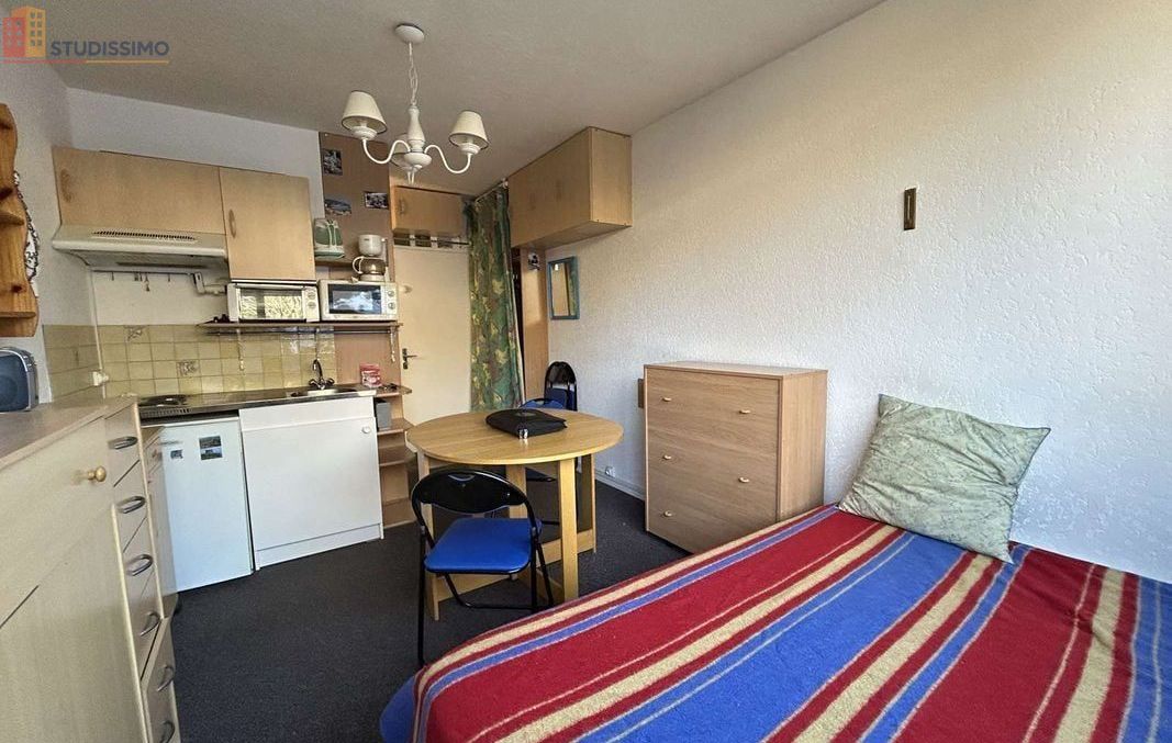 Studio 14m² Besse-et-Saint-Anastaise - Étage intermédiaire - Photo 4