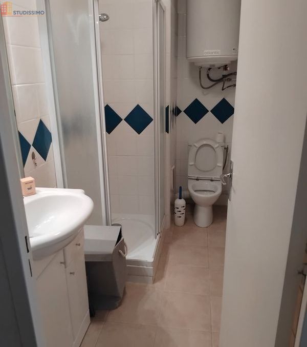 Studio meublé 27m² Le Lavandou - Idéal étudiant, DPE B - Photo 2