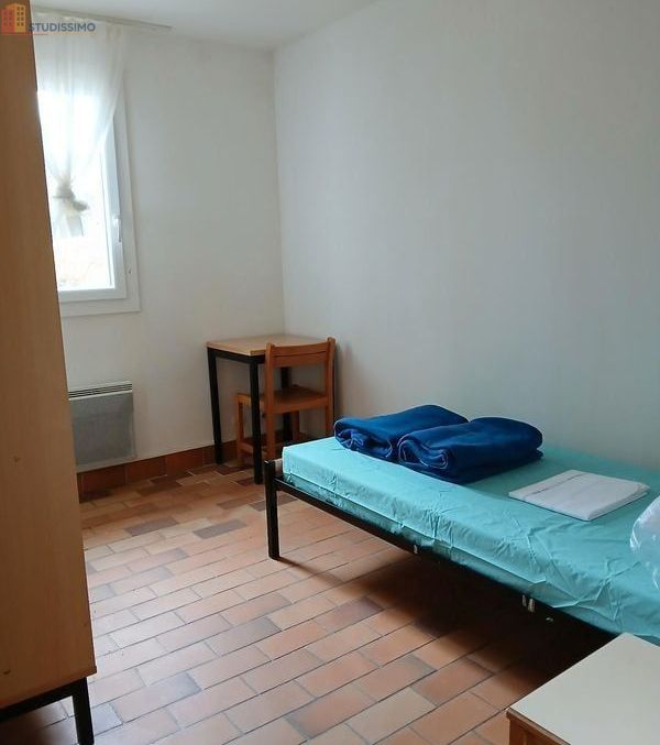 Studio meublé 18m² Bormes-les-Mimosas - Meublé, DPE D - Photo 8