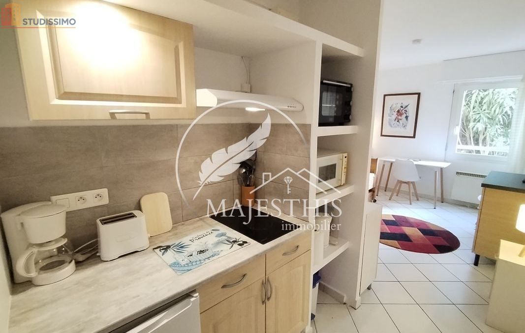 Studio meublé 17m² Bormes-les-Mimosas - Meublé, DPE C - Photo 3
