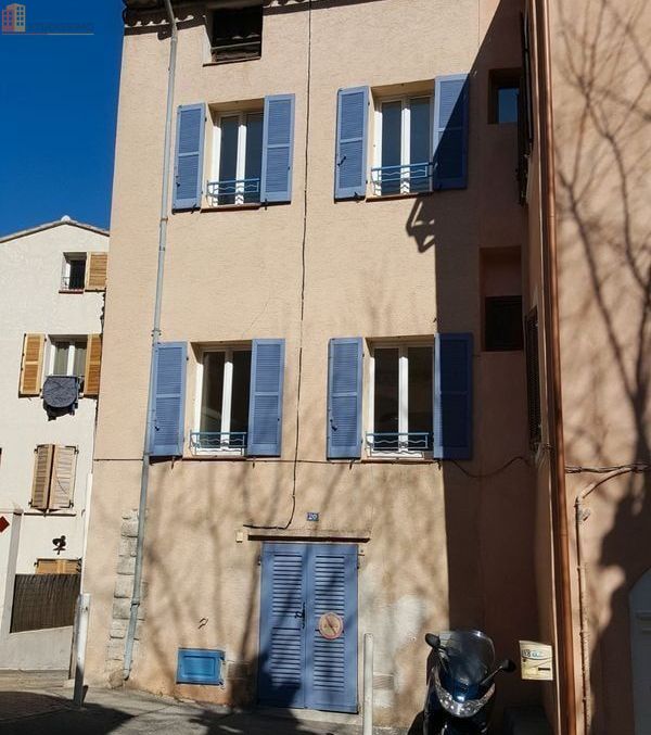 Studio 26m² Solliès-Ville - Maison de village, calme - Photo 10