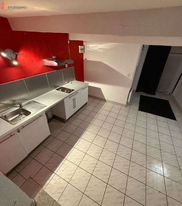 Studio 26m² Solliès-Ville - Maison de village, calme - Photo 5