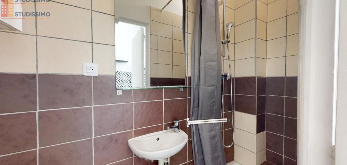 Studio meublé 21m² Toulon 83200 - Meublé, 3e étage - Photo 12