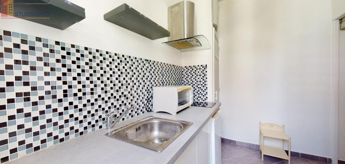 Studio meublé 21m² Toulon 83200 - Meublé, 3e étage - Photo 11