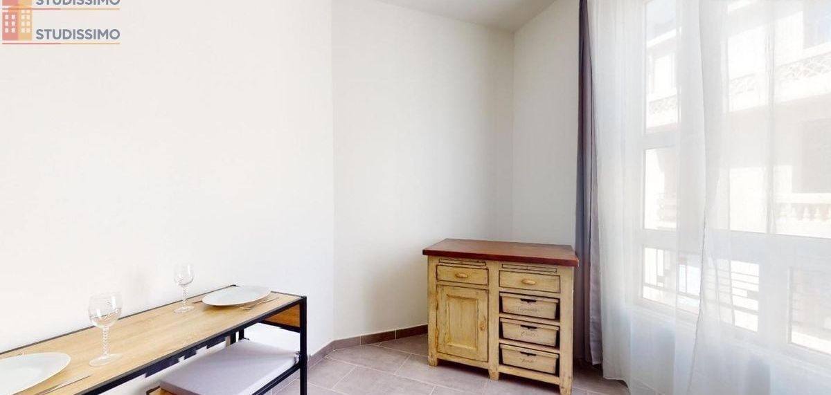 Studio meublé 21m² Toulon 83200 - Meublé, 3e étage - Photo 2
