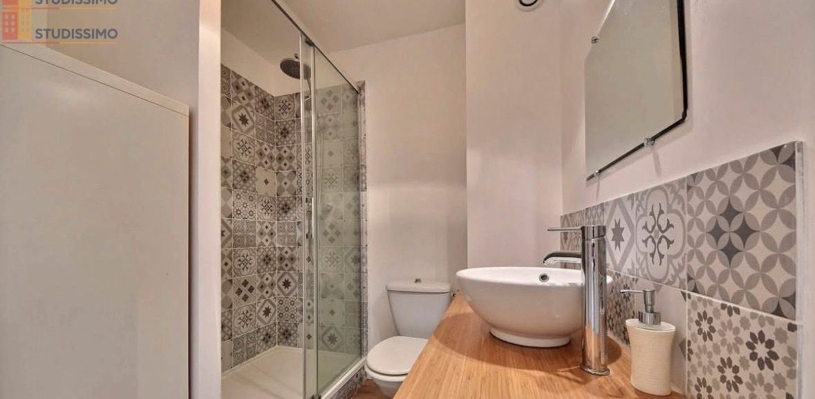 Studio 27m² Toulon centre - Meublé, disponible - Photo 8