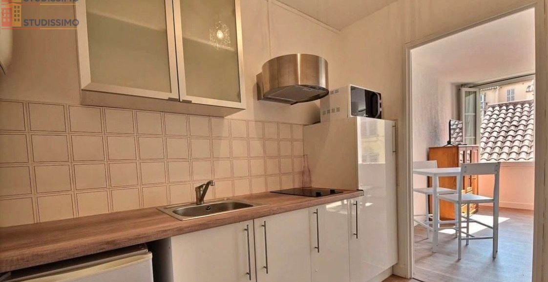 Studio 27m² Toulon centre - Meublé, disponible - Photo 3
