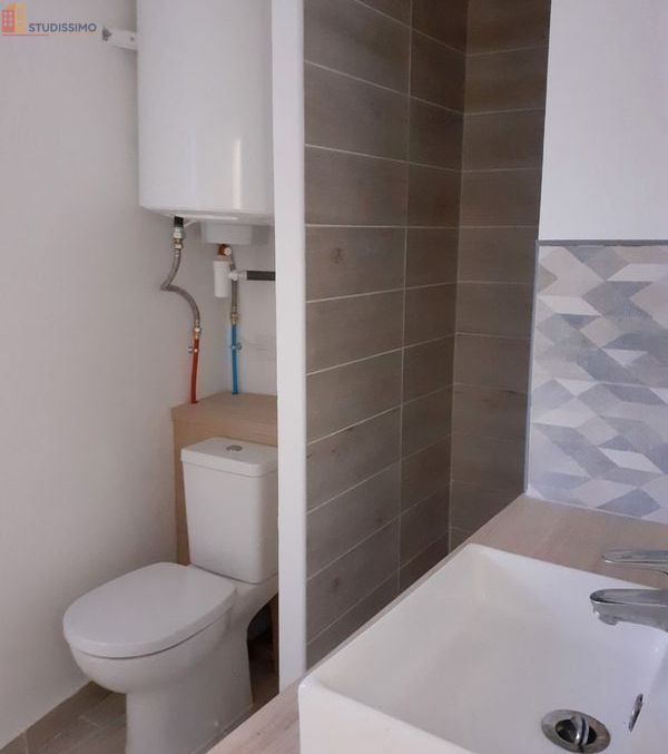 Studio 34m² Roquebrune-sur-Argens - Centre-ville - Photo 2