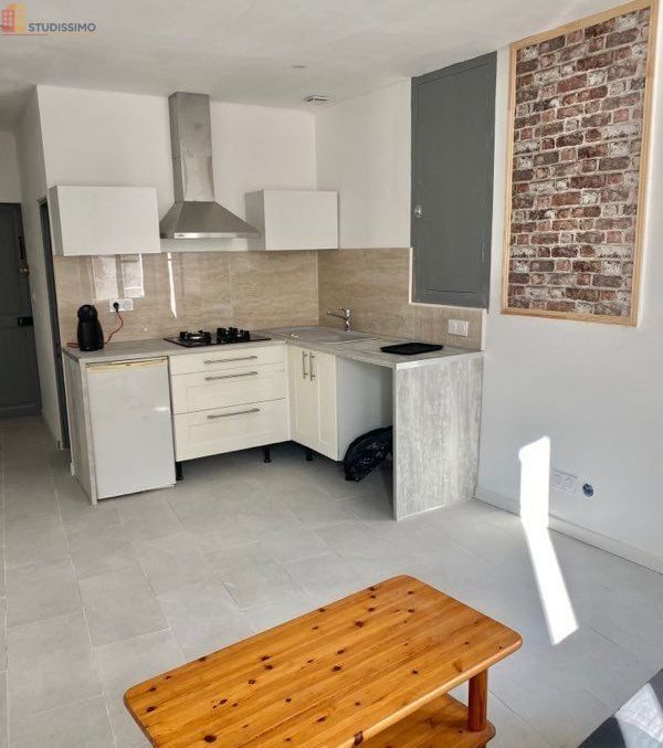 Studio meublé 23m² Le Luc - Lumineux - Photo 4