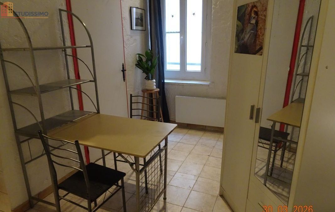 Studio meublé 18m² Toulon centre - Lumineux, meublé - Photo 2