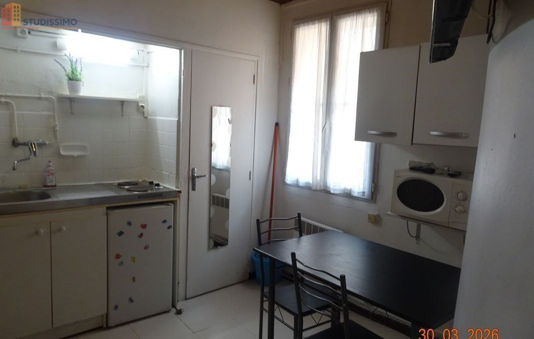 Studio meublé 15m² Toulon centre - Calme, lumineux - Photo 3