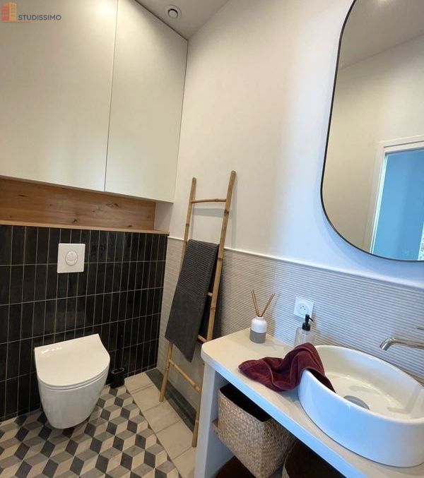 Studio meublé 36m² Carqueiranne - Proche centre et plage, calme - Photo 5