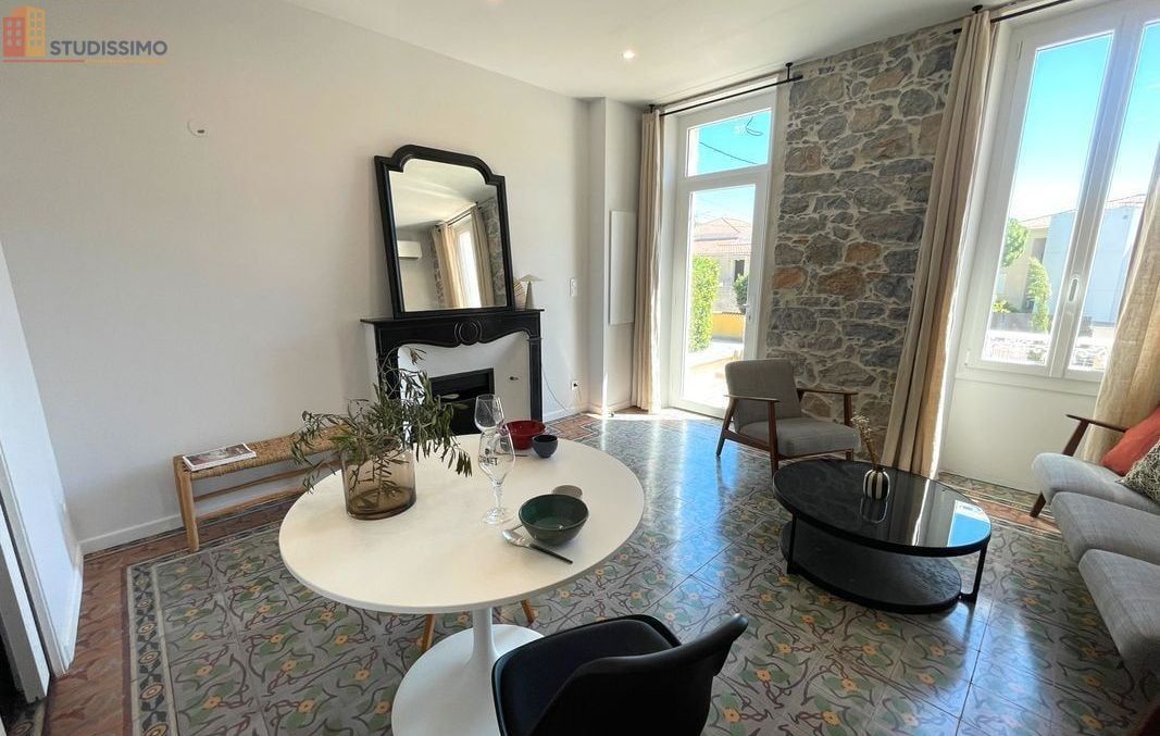 Studio meublé 36m² Carqueiranne - Proche centre et plage, calme - Photo 3