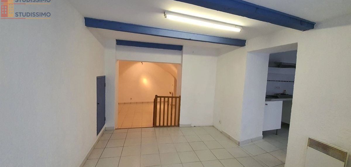 Studio 42m² Nans-les-Pins - Aucun caractéristique mentionnée - Photo 8