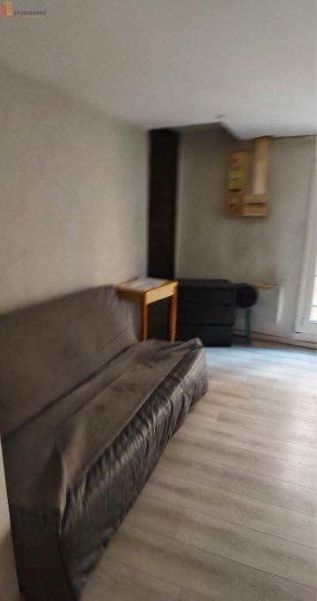 Studio meublé 18m² Saint-Maximin-la-Sainte-Baume - Meublé, 1er étage - Photo 1