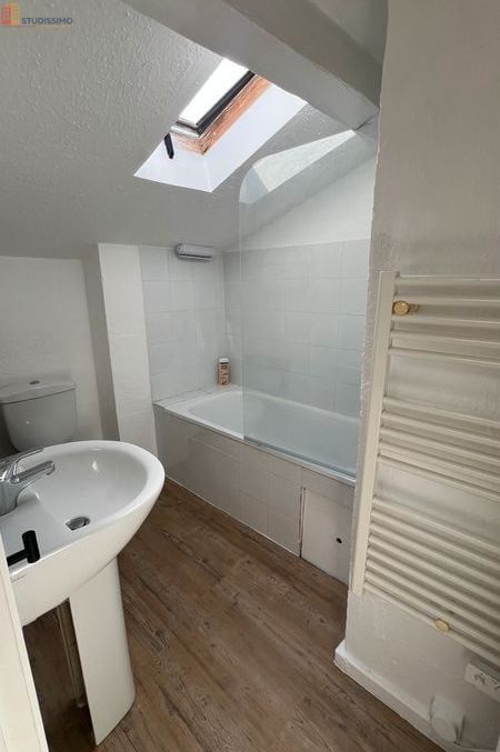 Studio 15m² Toulon 83000 - Meublé, dernier étage - Photo 5