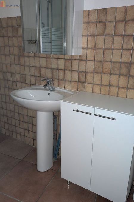 Studio 29m² Saint-Maximin-la-Sainte-Baume - Rénové - Photo 2