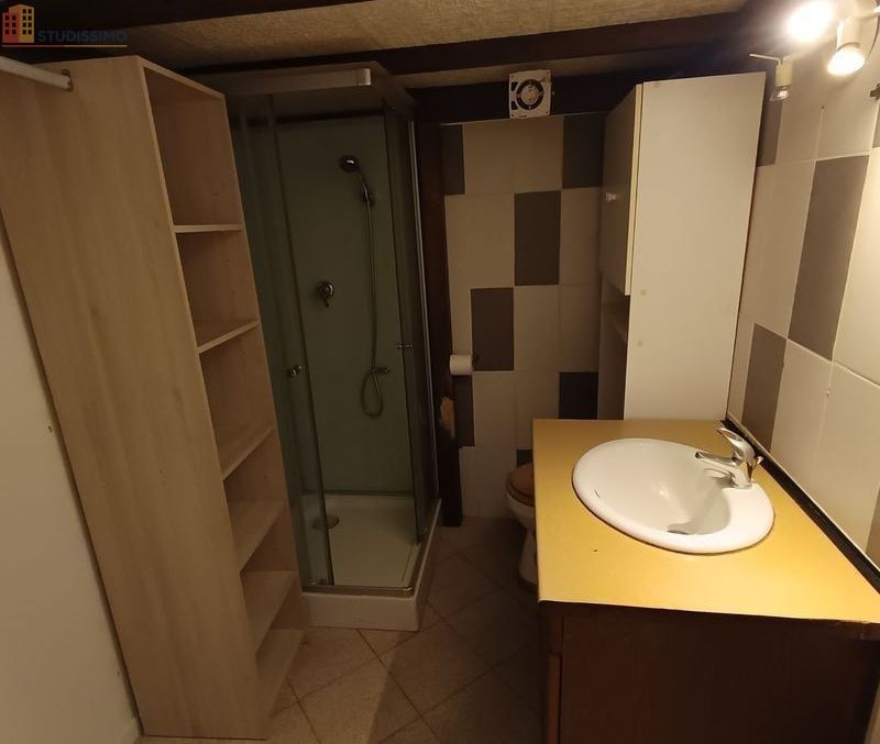 Studio 15m² Ollioules - Compact, proche commodités - Photo 4