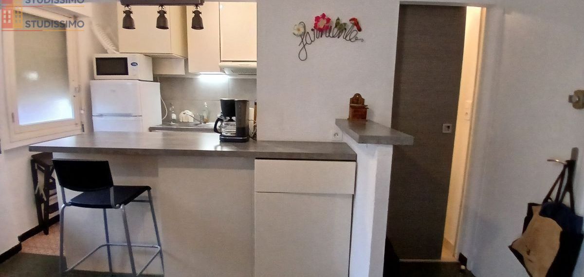 Studio meublé 27m² Cavalaire-sur-Mer - Meublé, DPE D - Photo 5
