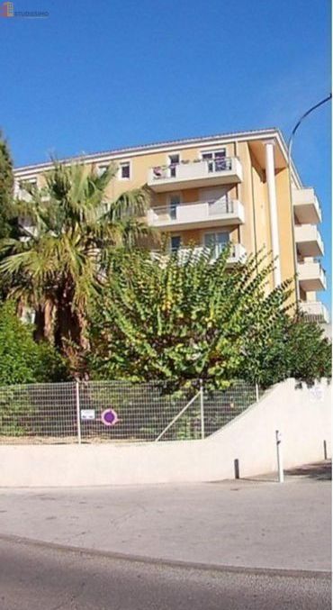 Studio meublé 30m² Hyères - Rez de jardin, lumineux - Photo 5