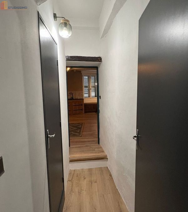 Studio meublé 23m² Méounes-lès-Montrieux - Rénové, meublé - Photo 2