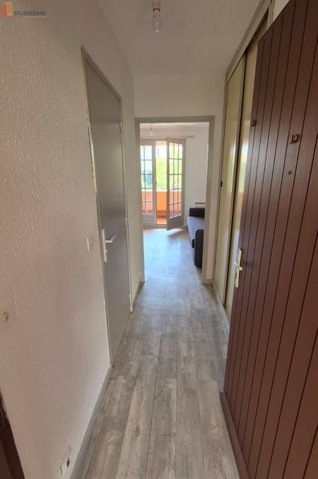 Studio 20m² Cavalaire-sur-Mer - Place de parking - Photo 8