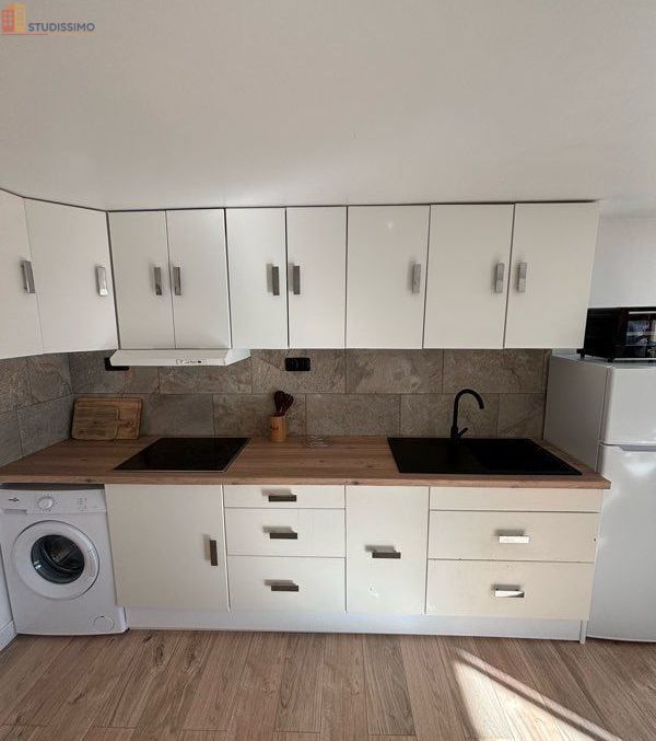 Studio meublé 41m² Draguignan - Lumineux, étage élevé - Photo 3