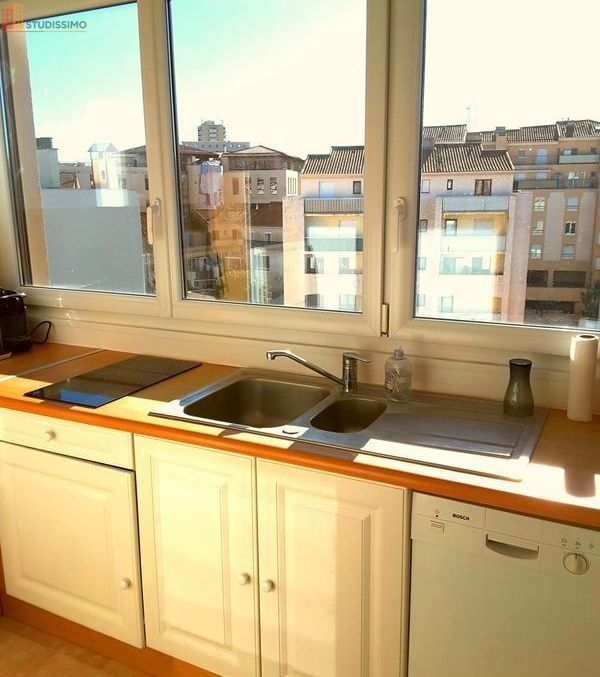 Studio meublé 32m² Saint-Raphaël centre - Climatisé, récent - Photo 2