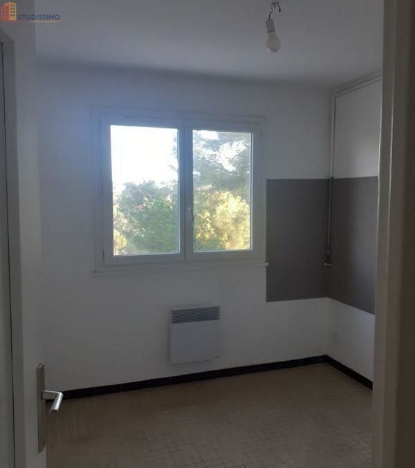 Studio 29m² La Seyne-sur-Mer - Cave, lumineux - Photo 7
